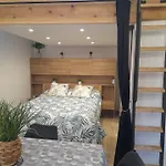 Au Bord De La Riviere Apartman