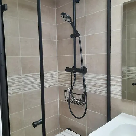 Apartman Au Bord De La Riviere Saint-Etienne-Estrechoux
