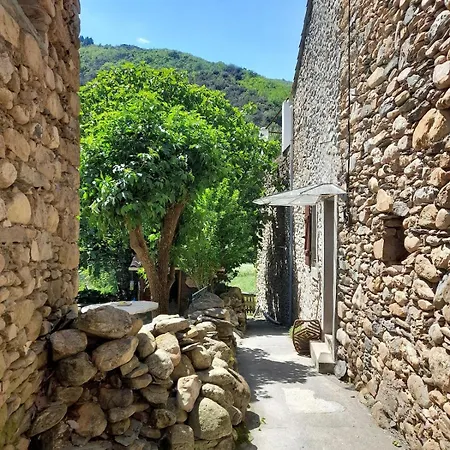 Au Bord De La Riviere Saint-Etienne-Estrechoux